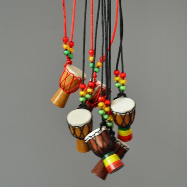 Mini pendentifs en bois en forme de tam-tam 4