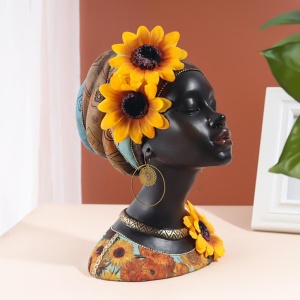 Statue buste de femme africaine ornée des fleurs 1